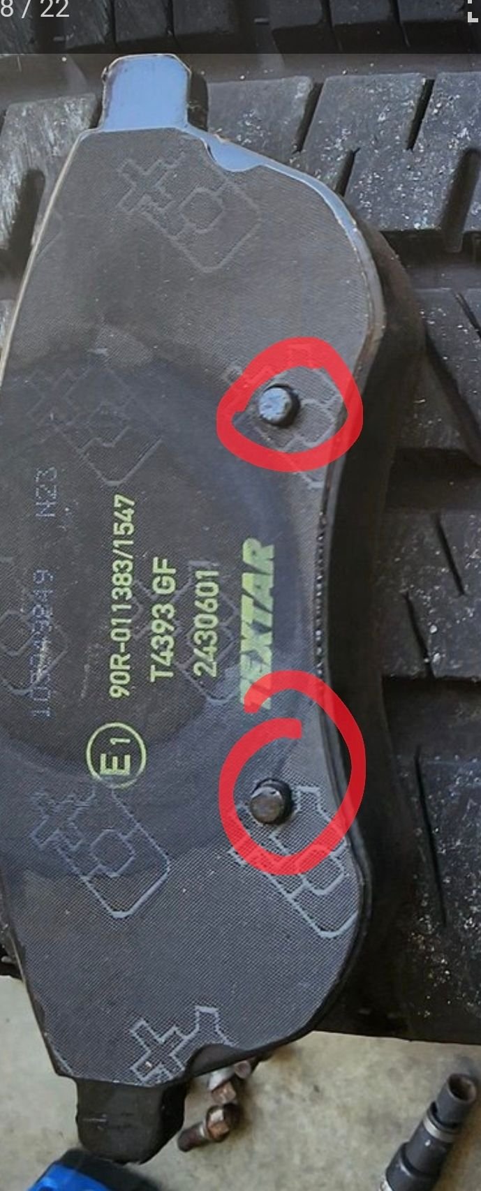 NIPLES denote the OUTER pad (without piston)