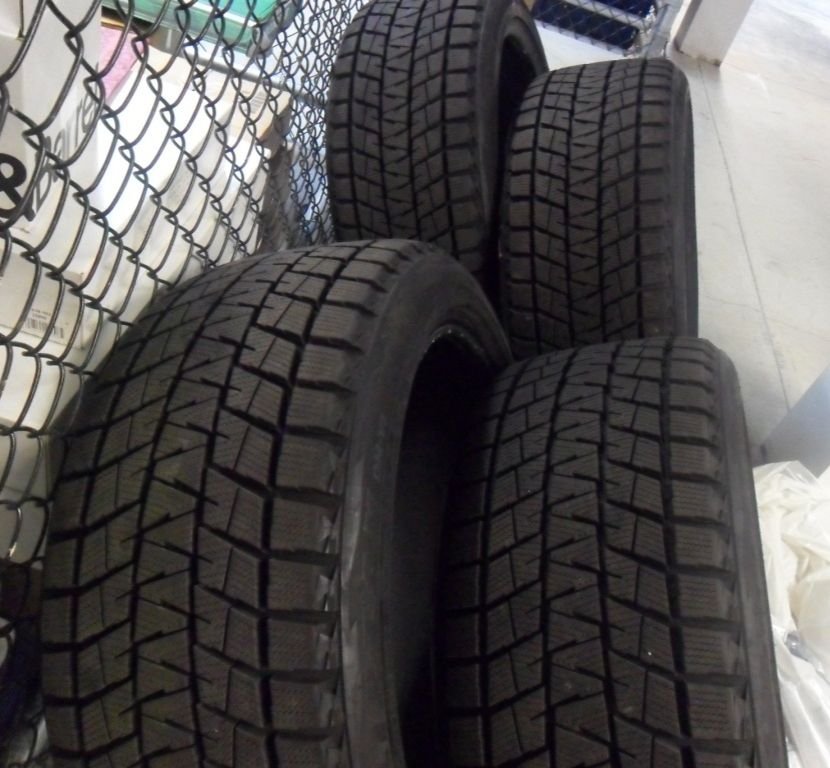 Wheels and Tires/Axles - (4) 275/40/20 Bridgestone Blizzak DM-V1 Tires - Used - All Years Any Make All Models - Sacramento, CA 95828, United States