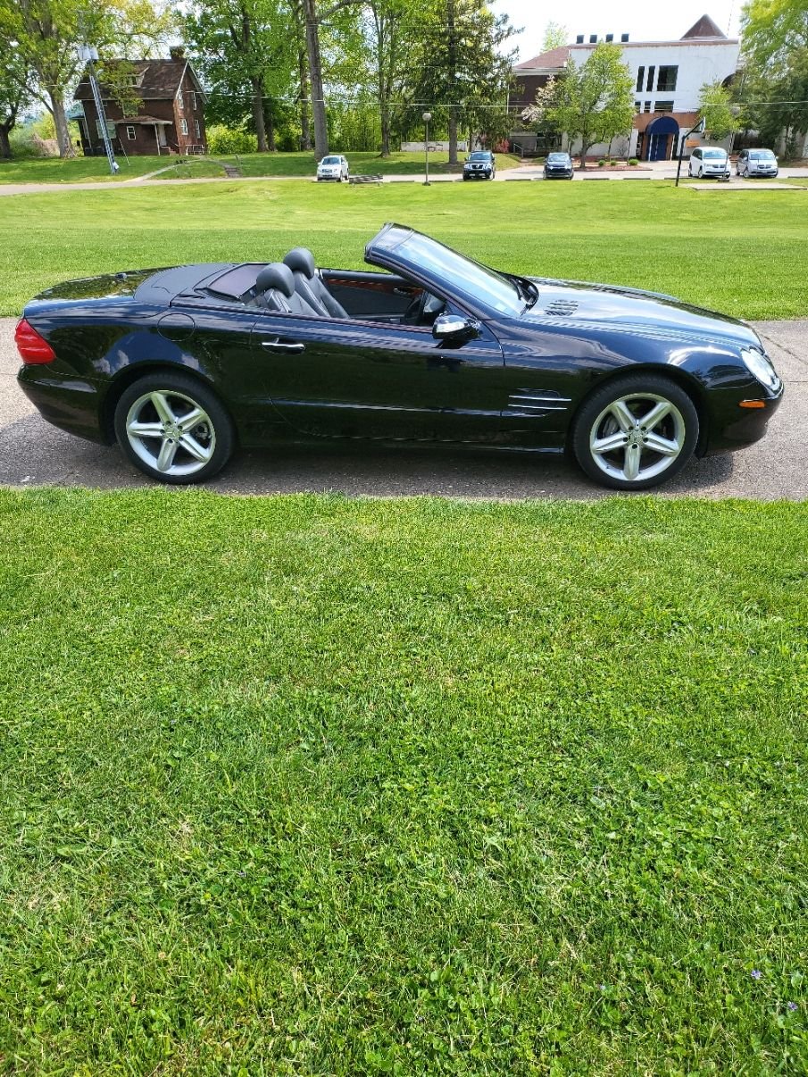 2006 Mercedes-Benz SL500 - 2006 SL500 For Sale - Used - VIN WDBSK75F66F111830 - 59,000 Miles - 8 cyl - 2WD - Automatic - Convertible - Black - Chesapeake, OH 45619, United States