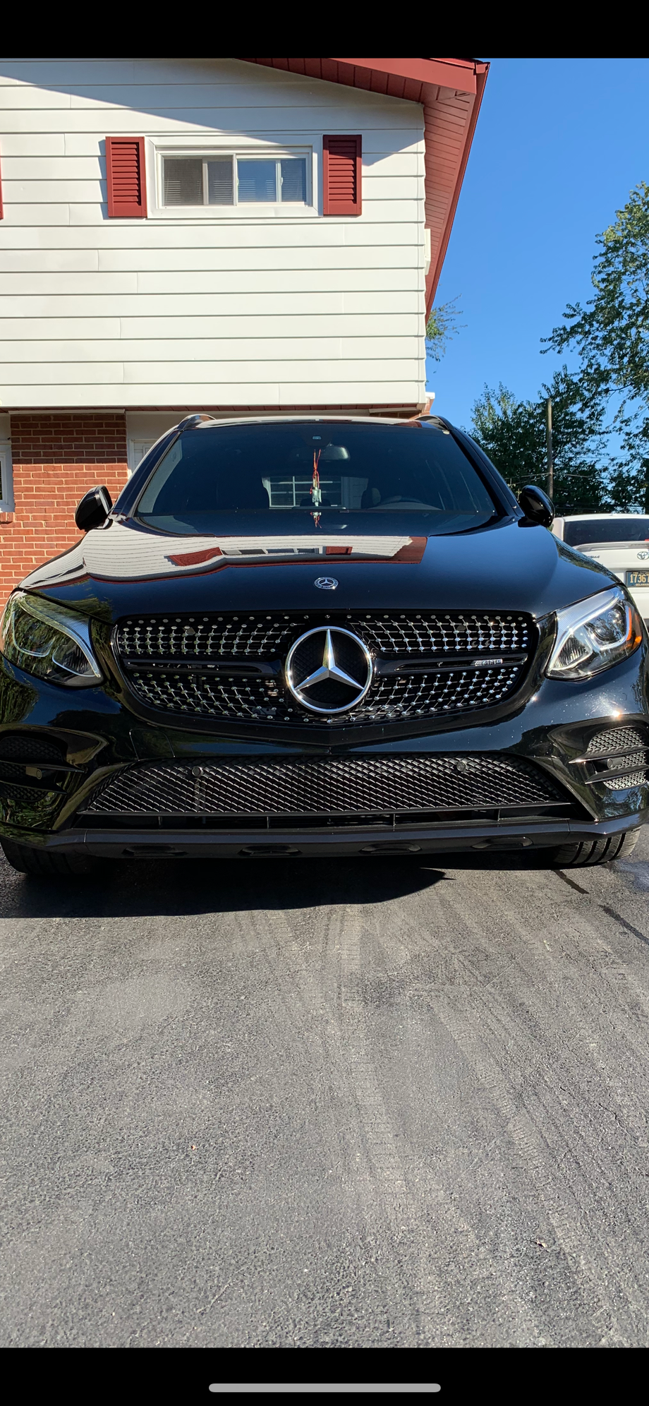 Exterior Body Parts - 2016-2019 GLC43 AMG Front Bumper + Grille - Used - 2016 to 2019 Mercedes-Benz GLC43 AMG - 2016 to 2019 Mercedes-Benz GLC250 - 2016 to 2019 Mercedes-Benz GLC300 - 2016 to 2019 Mercedes-Benz GLC63 AMG - Wilmington, DE 19810, United States