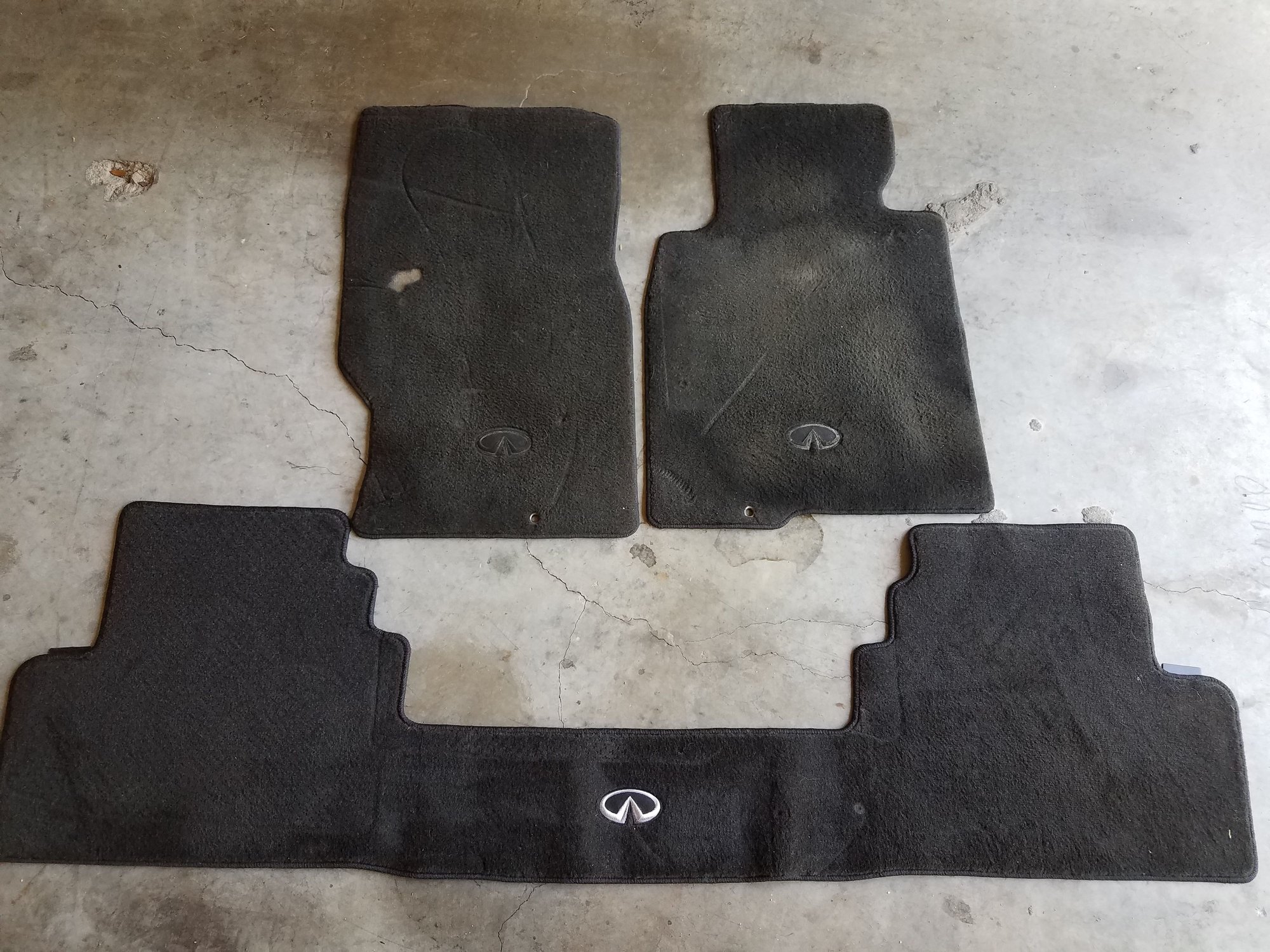 For Sale Used coupe floor mats MyG37
