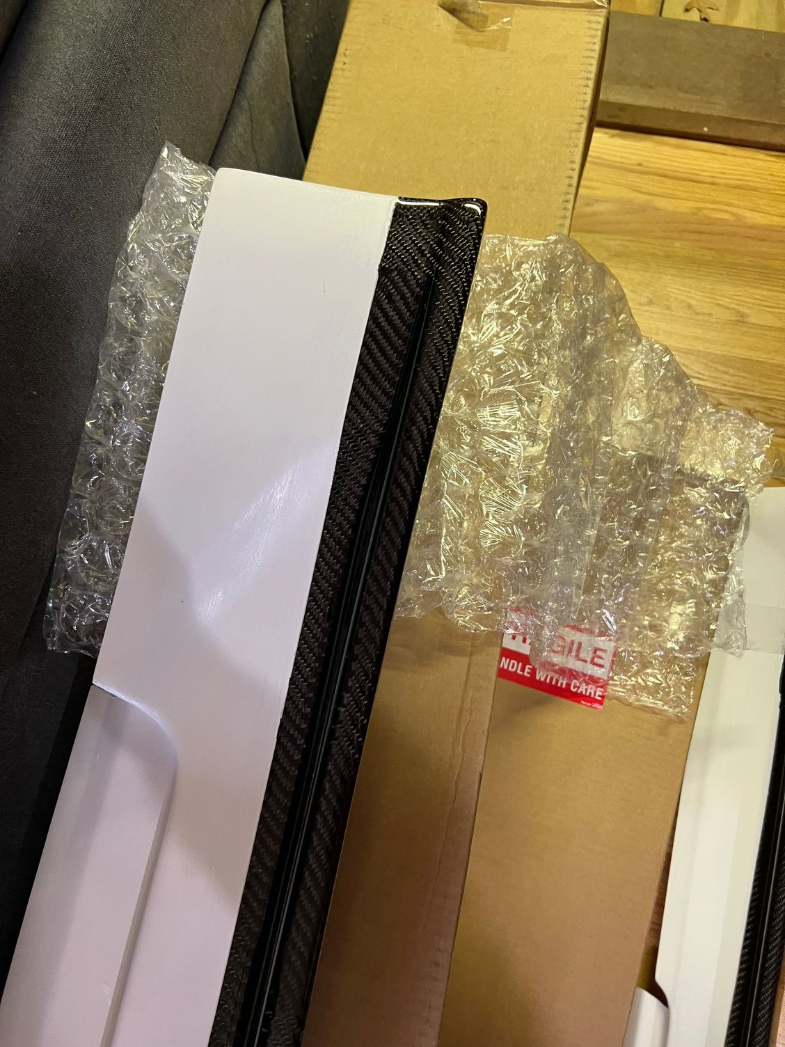 2008-15 g37 coupe Autokits x side skirts with carbon fiber lip