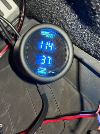 Inside the interior on the passenger side, test again. 