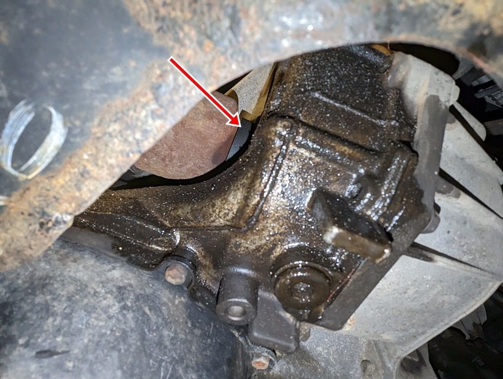 R56 Axle shaft (output shaft) seal leak and wa wa wa rotational sound