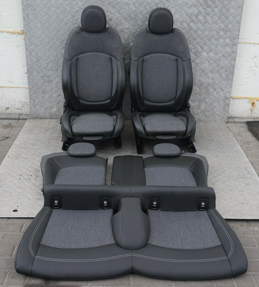 FS:: Cloth / Leatherette Sport Seats Carbon Black / Grey - North ...