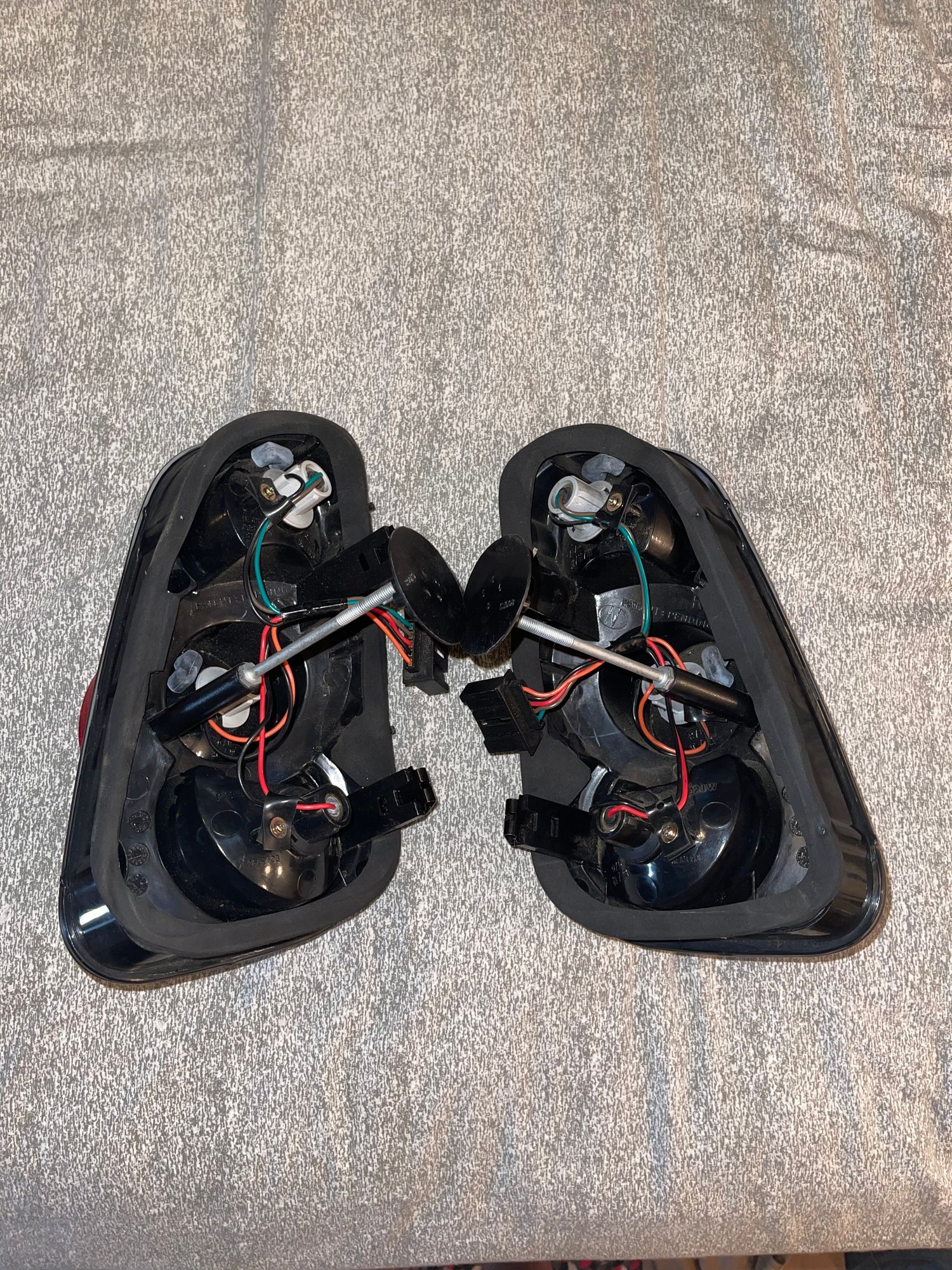 Lights - R50 R52 R53 TYC Tail Lights - Used - 2002 to 2008 Mini R53: "Mk I" Mini Cooper S - Pocatello, ID 83202, United States