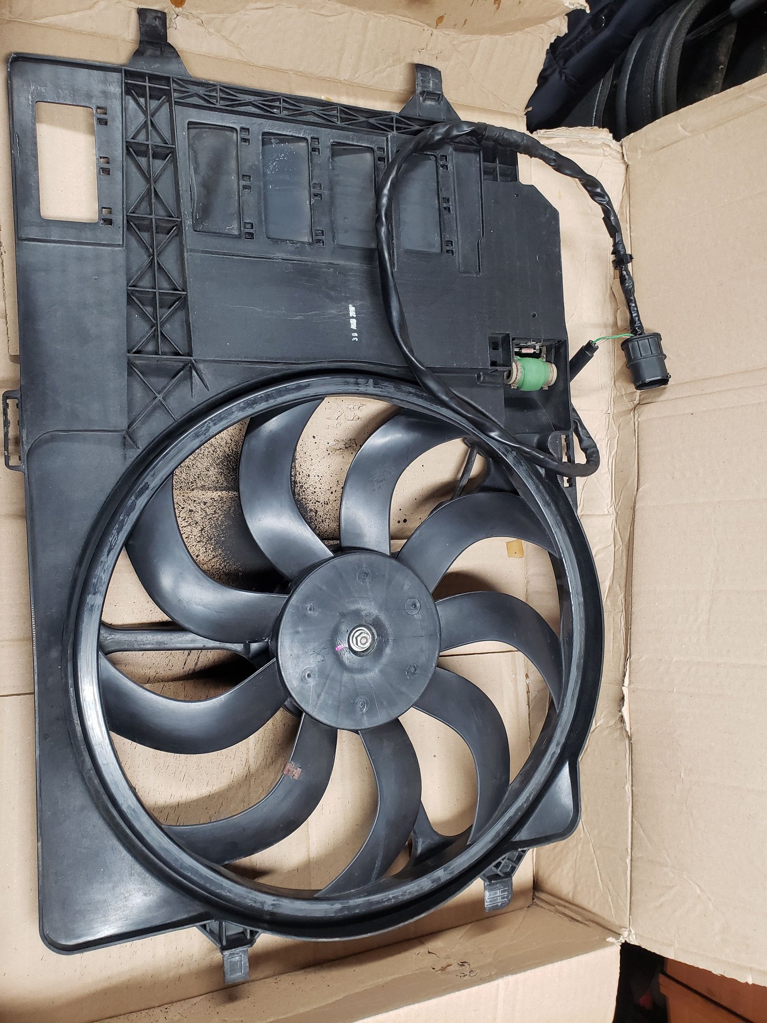 Engine - Electrical - 2002-2006 Radiator Fan - Used - 2002 to 2006 Mini R53: "Mk I" Mini Cooper S - Los Angeles, CA 90065, United States