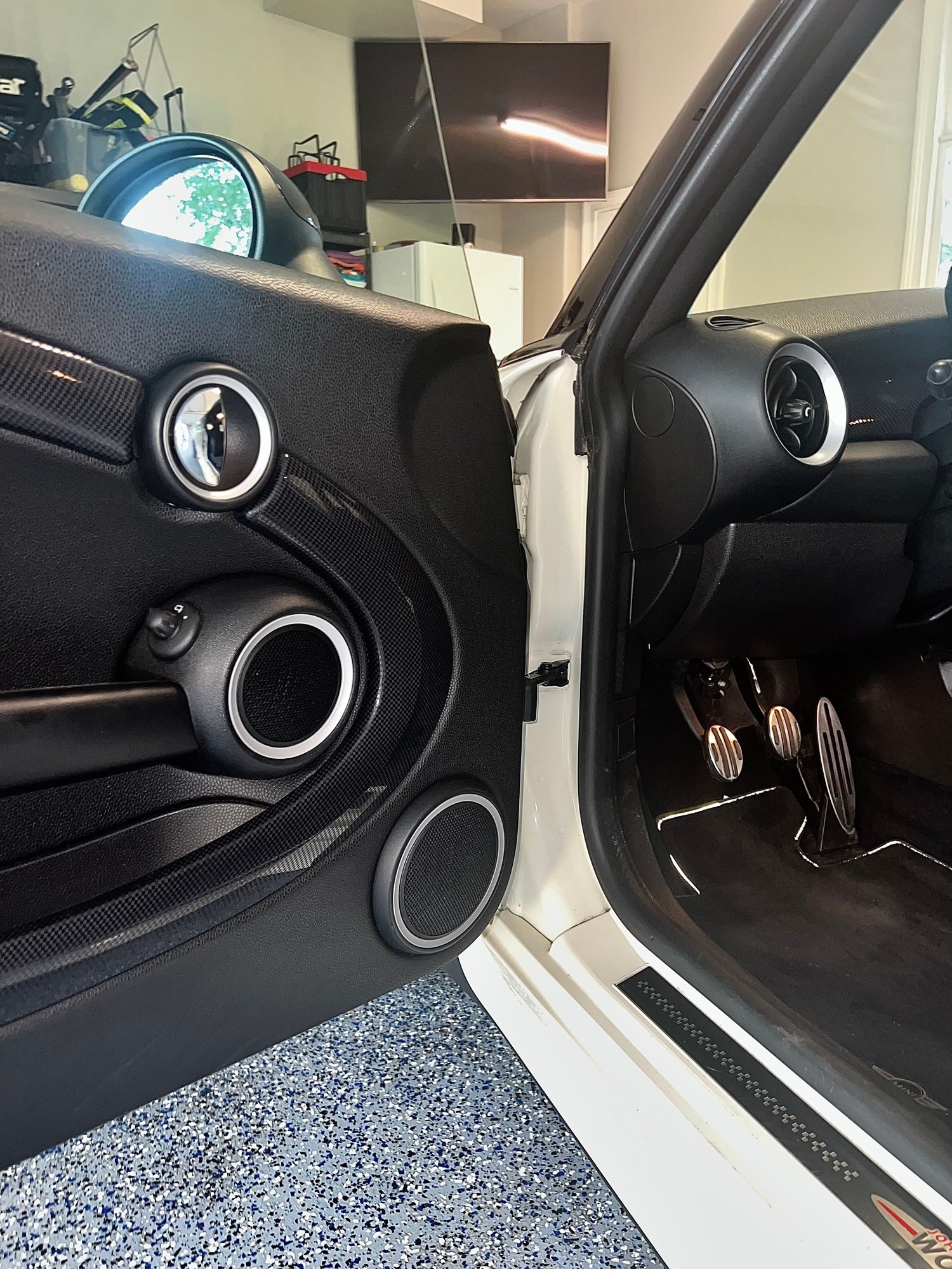 2012 Mini R56: "Mk II" Mini Hatch/Hardtop range - Brett sawyer - Used - VIN WMWSV3C56CTY27357 - 72,000 Miles - 4 cyl - 2WD - Manual - Hatchback - White - Mooresville, NC 28117, United States