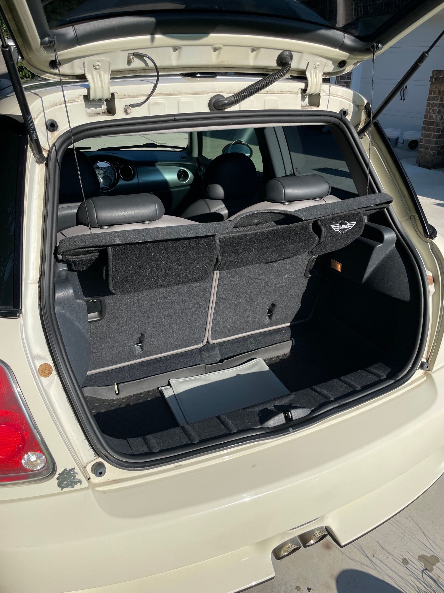 2005 Mini R53: "Mk I" Mini Cooper S - 2005 r53s - Used - VIN WMWRE33535TG98143 - 4 cyl - 2WD - Automatic - Hatchback - White - Savannah, GA 31406, United States