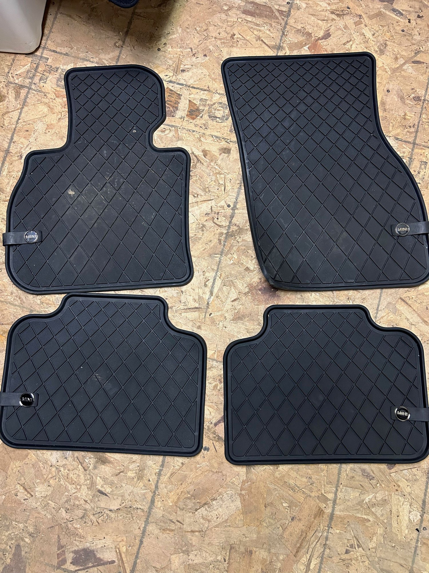 Accessories - 2019 mini countryman s f60 - Used - -1 to 2025  All Models - Lockport, IL 60491, United States