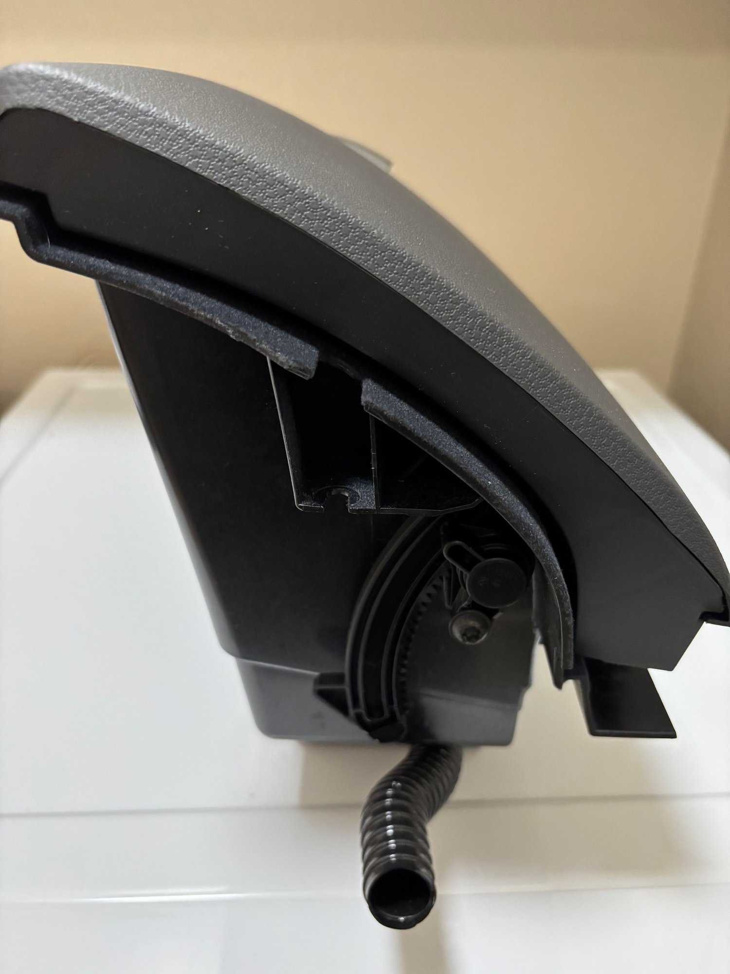 Interior/Upholstery - GENUINE MINI Cooper Glove Box Assembly - Used - 2002 to 2008  All Models - Cedar Park, TX 78641, United States