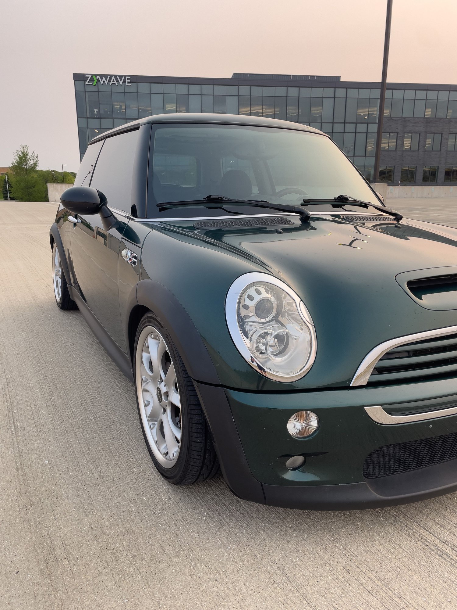 2006 Mini R53: "Mk I" Mini Cooper S - 2006 Mini Cooper S - BRG, 6-speed, LSD, Well-maintained - Used - VIN wmwre33586tn2795 - 86,636 Miles - 4 cyl - 2WD - Manual - Hatchback - Other - Milwaukee, WI 53204, United States