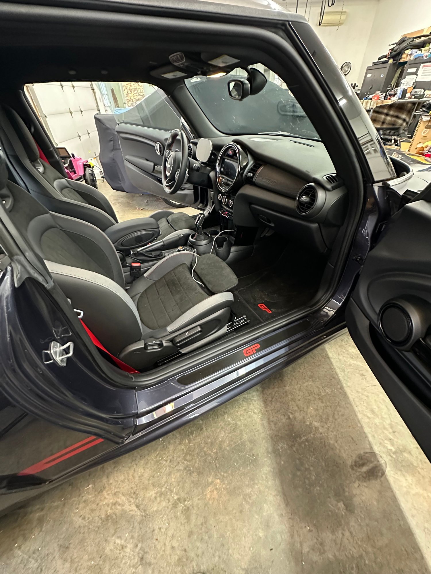 2021 Mini F56: Mini Hatch/Hardtop - GP3 in NC - Used - VIN WMWXX9C09M2N17153 - 3,474 Miles - 4 cyl - 2WD - Automatic - Coupe - Gray - Winston Salem, NC 27103, United States