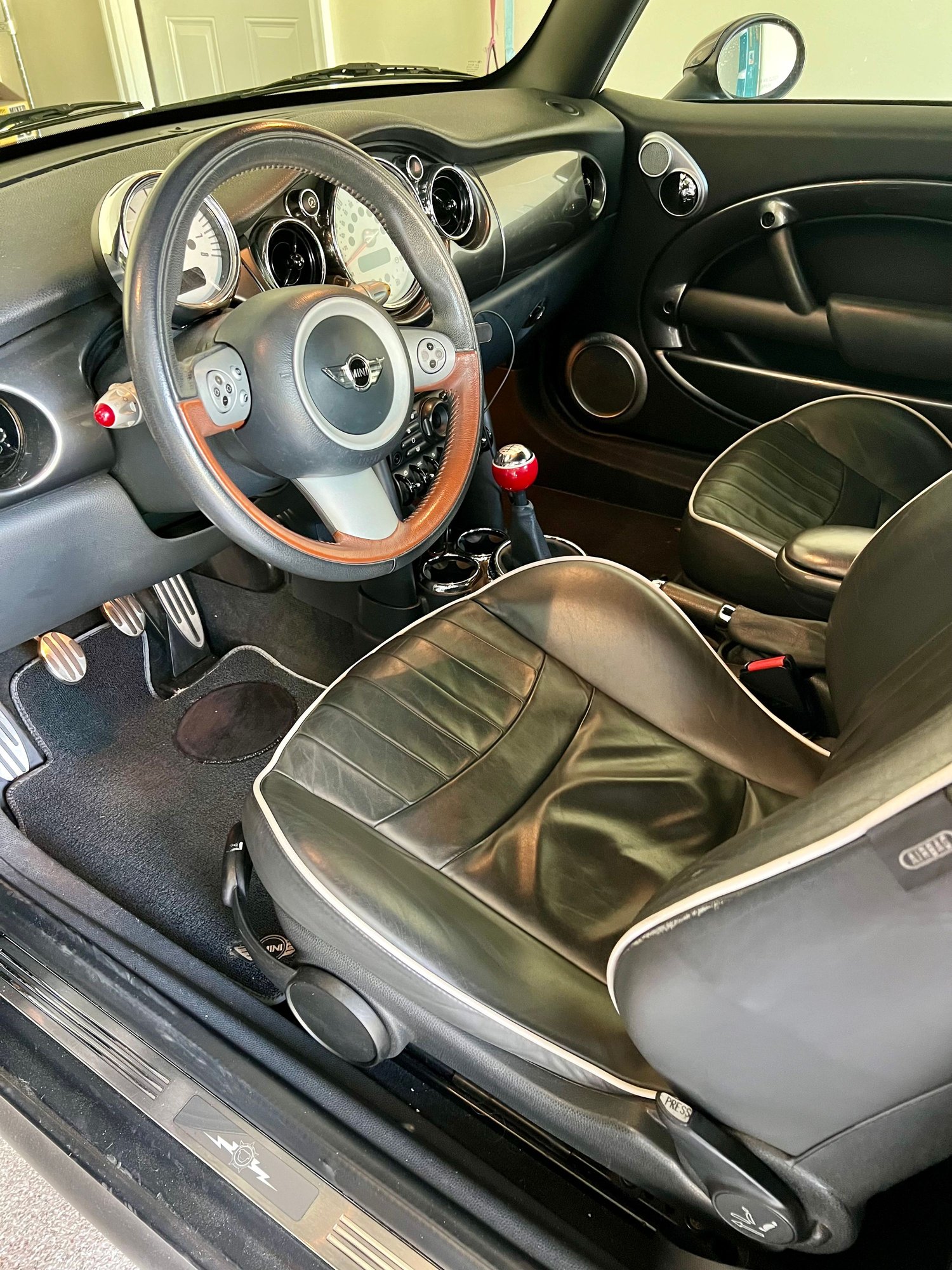 2008 Mini R52: "Mk I" Mini Convertible - RARE 2008 MINI JCW SIDEWALK EDITION Convertible (R52) - Used - VIN WMWRH33598TU81446 - 4 cyl - 2WD - Manual - Convertible - Gray - Savannah, GA 31322, United States