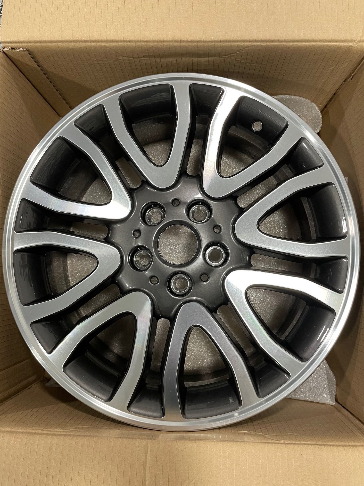 2019 Mini F56: Mini Hatch/Hardtop - Vanity Spoke 504 wheels new in box, 7j x 18, ET 54. Fits F55 F56 F57 - Wheels and Tires/Axles - $250 - Winter Springs, FL 32708, United States