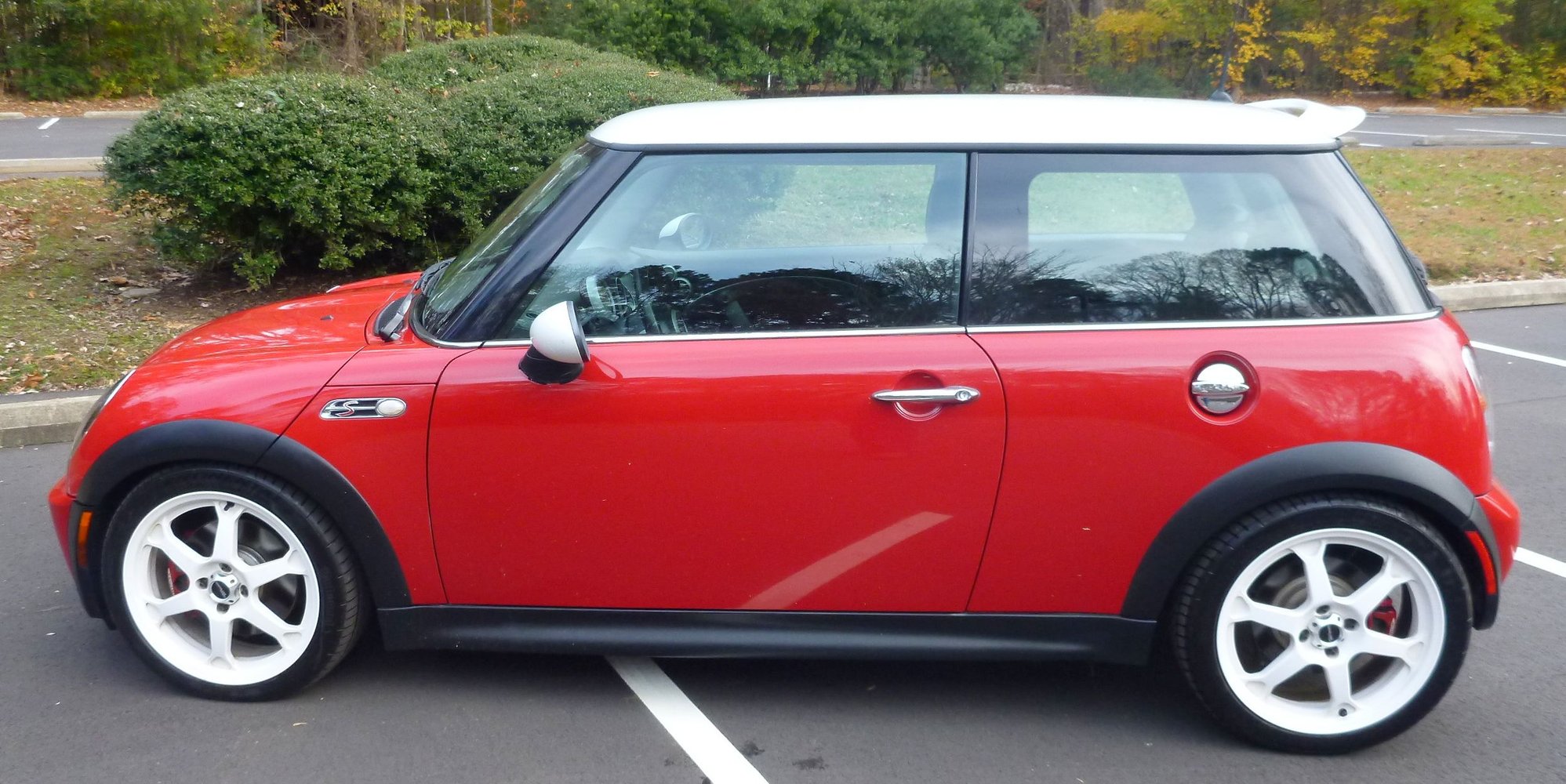 2004 Mini R53: "Mk I" Mini Cooper S - 2004 Mini Cooper S Hatchback 2D - Used - VIN WMWRE334X4TD88299 - 157,000 Miles - 4 cyl - 2WD - Manual - Coupe - Red - Cary, NC 27513, United States