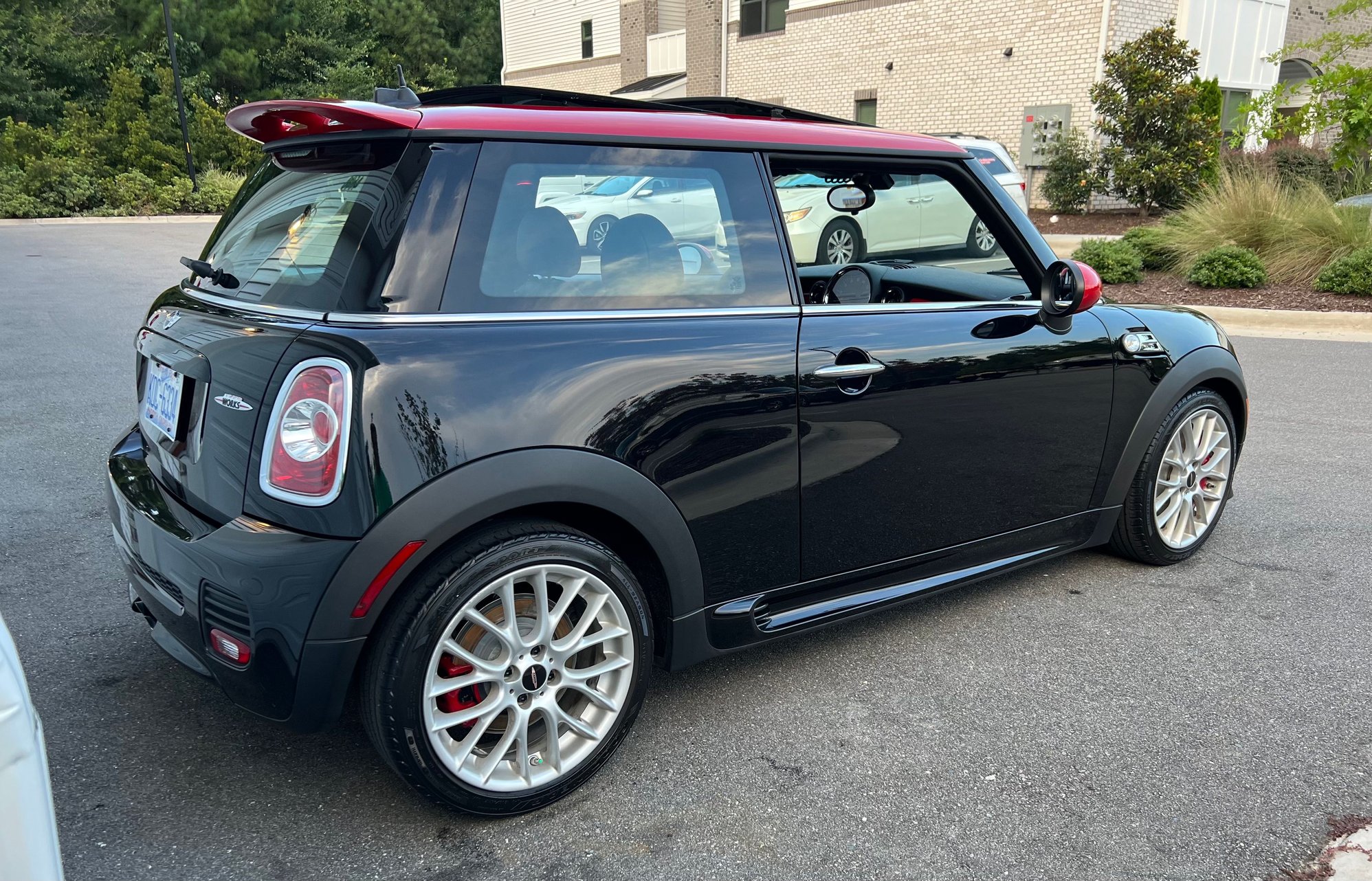 2013 Mini R56: "Mk II" Mini Hatch/Hardtop range - 2013 JCW Low Miles - Used - VIN WMWSU9C50DT384873 - 31,613 Miles - 4 cyl - 2WD - Manual - Hatchback - Black - Wilmington, NC 28411, United States