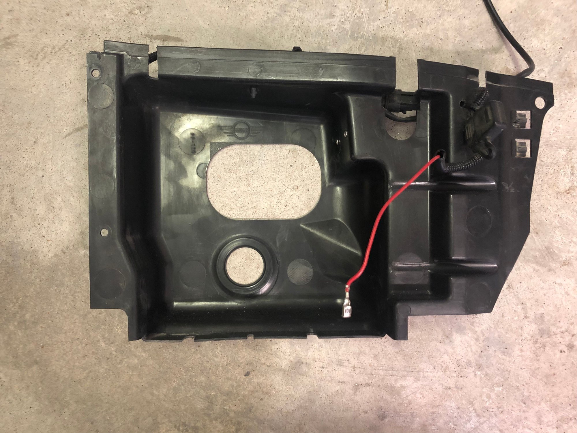 Engine - Intake/Fuel - Mini Cooper S JCW Air Intake Box With Partition 02-08 R53 R52 - Used - 2002 to 2008 Mini Cooper - Austin, TX 78738, United States