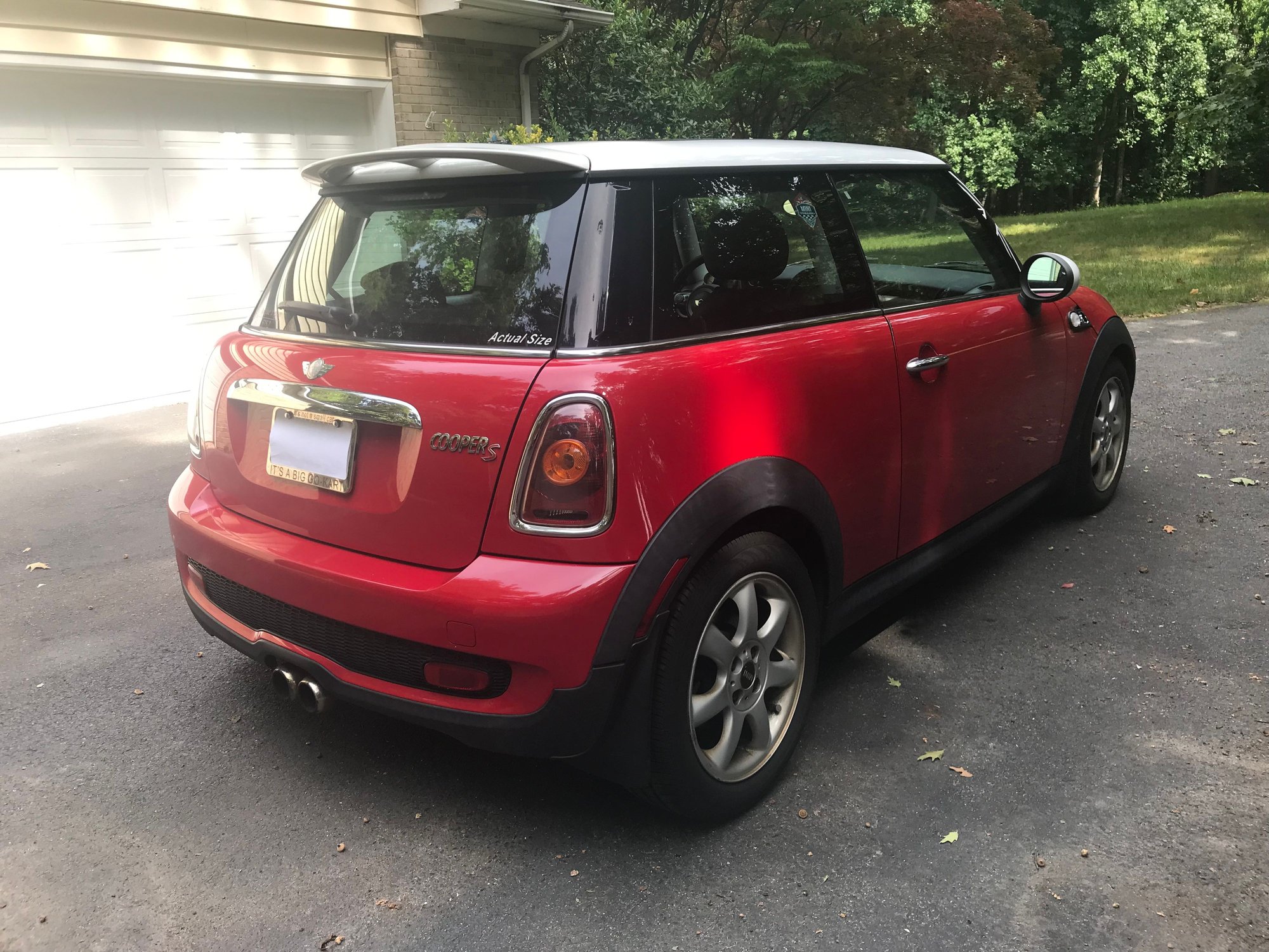 2009 Mini R56: "Mk II" Mini Hatch/Hardtop range - 2009 MINI Cooper S: Looks good, drives well, needs some TLC. - Used - VIN WMWMF73509TT95564 - 150,000 Miles - 4 cyl - 2WD - Manual - Hatchback - Red - Fallston, MD 21047, United States