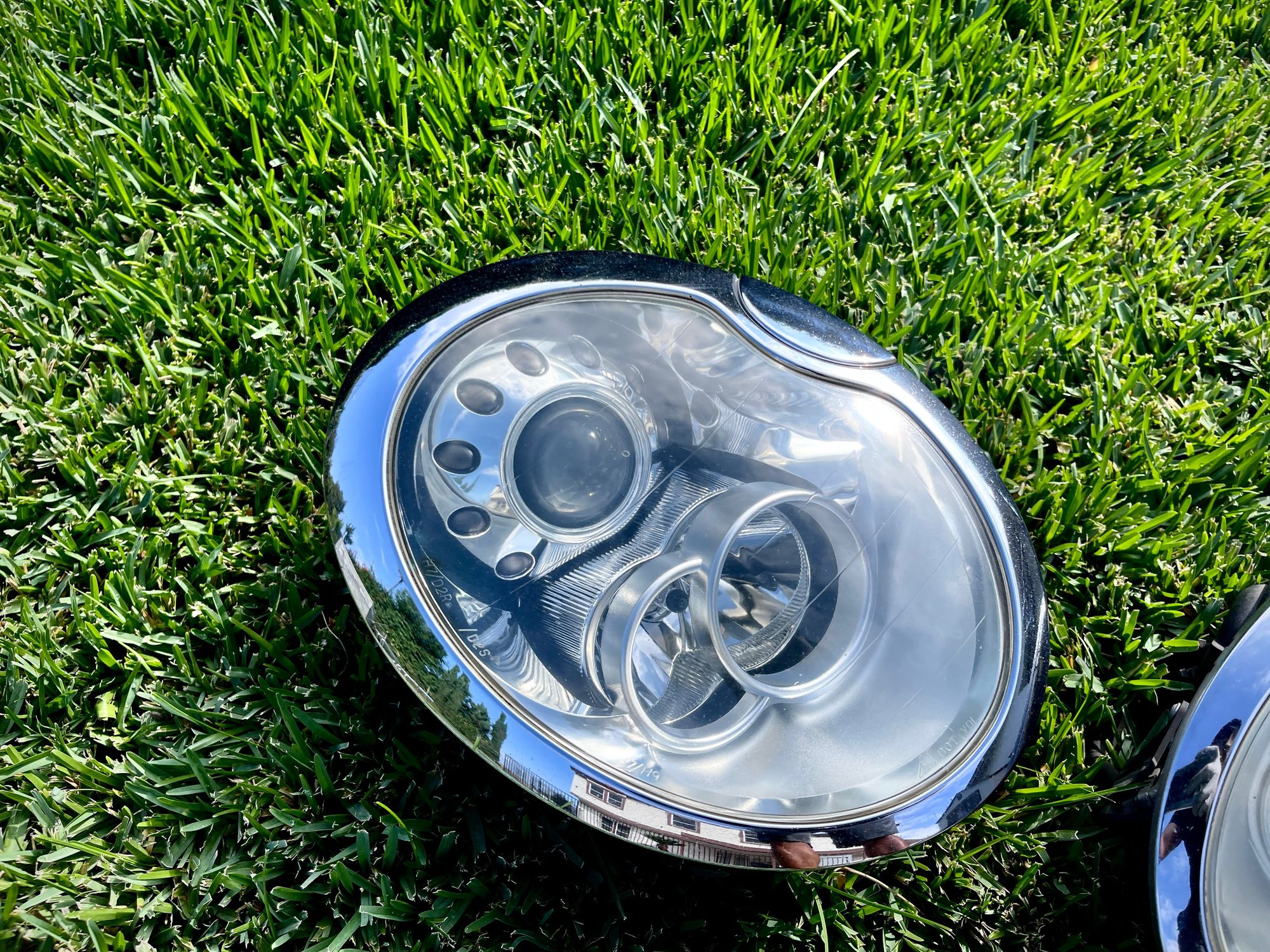 Lights - OEM Facelift Xenon Headlights (1st Generation) - Used - 2002 to 2006 Mini Cooper - Los Angeles, CA 90001, United States