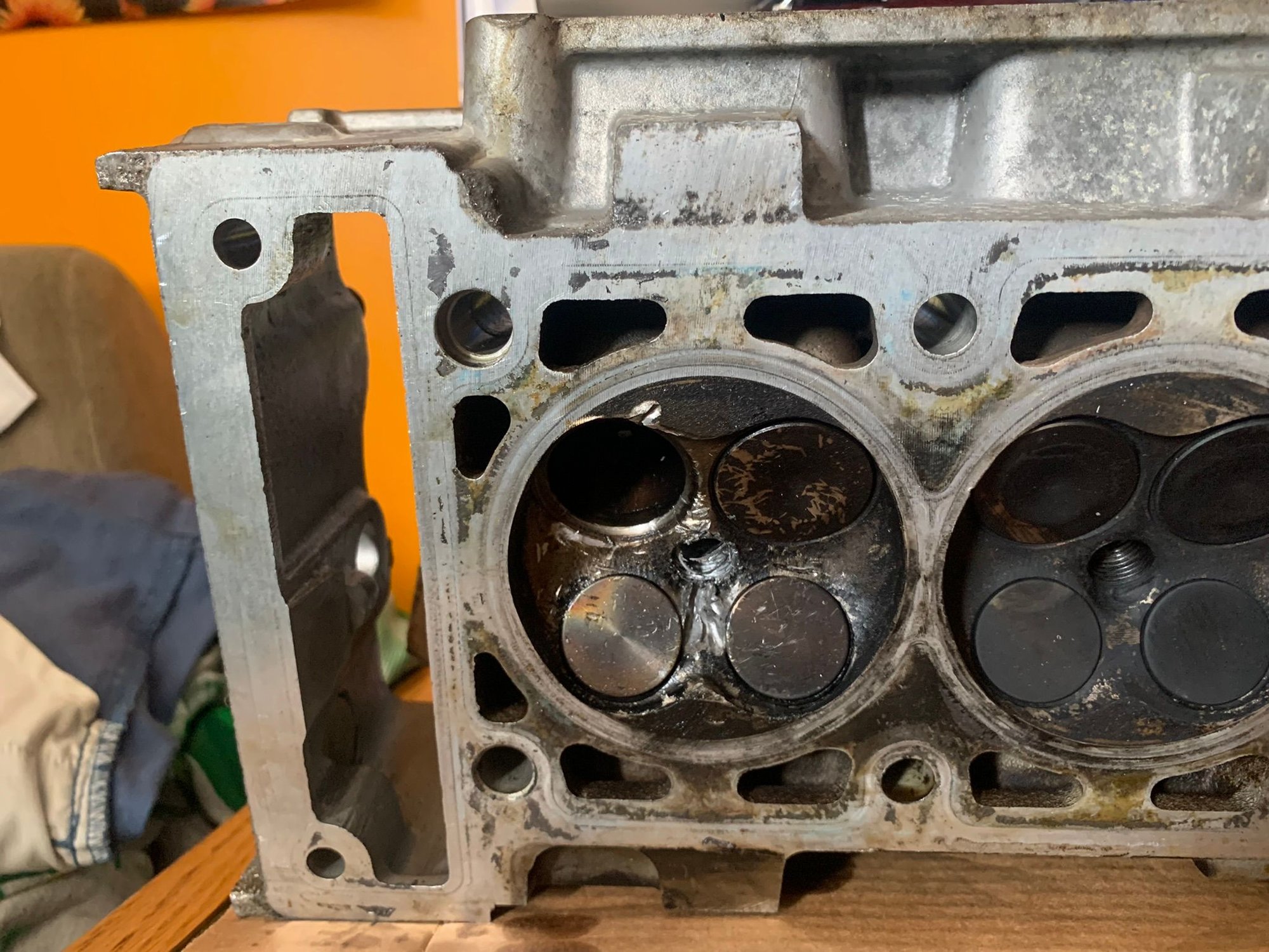 Engine - Internals - RMW BVH Broken But Repairable - Used - 2002 to 2006 Mini R53: "Mk I" Mini Cooper S - New Milford, NJ 07646, United States