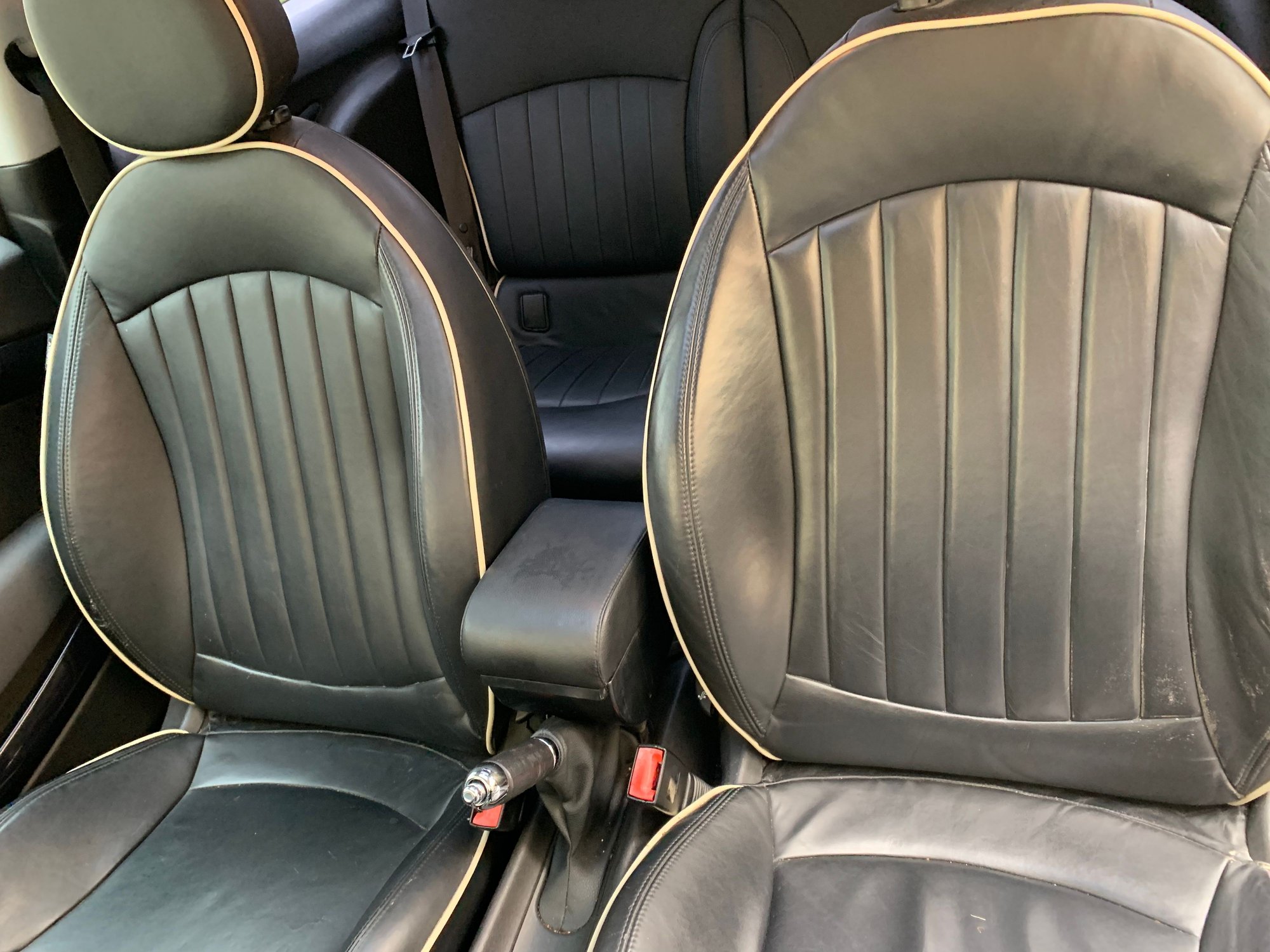 2007 Mini Cooper - Highly upgraded 2007 Cooper S ready for a new home - Used - VIN WMWMF73517TL85557 - 115,000 Miles - 4 cyl - 2WD - Manual - Hatchback - Newbury Park, CA 91320, United States