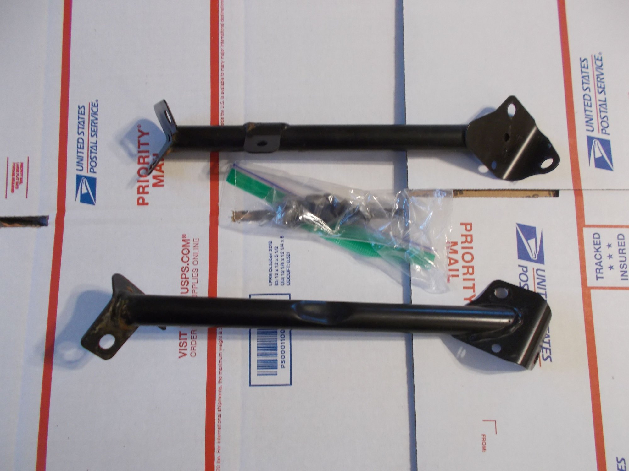 Steering/Suspension - Pair of Used R52 Diagonal Supports.  With Hardware. - Used - 2002 to 2008 Mini Cooper - Bryan, OH 43506, United States