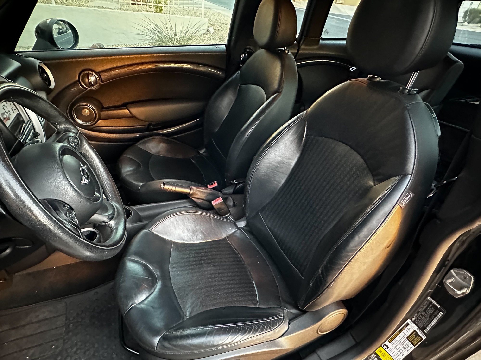 2011 Mini R55: "Mk II" Mini Clubman - 2011 R55 Clubman S, 6MT, well maintained, great condition - Used - VIN WMWZG3C52BTY30215 - 93,000 Miles - 4 cyl - 2WD - Manual - Black - Phoenix, AZ 85022, United States