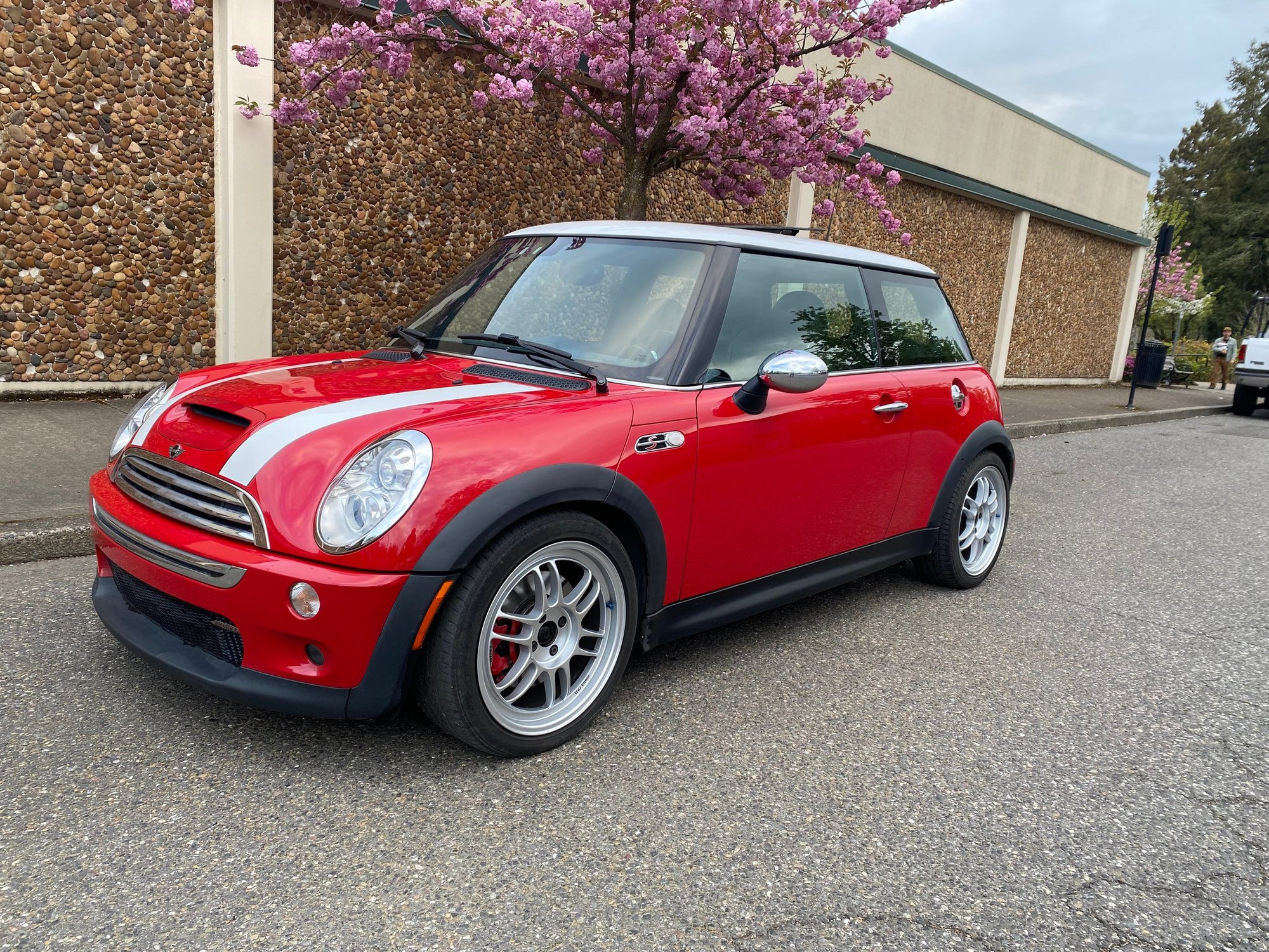 2005 Mini R53: "Mk I" Mini Cooper S - 52k mile 2005 JCW - Used - VIN WMWRE33515TL11845 - 52,500 Miles - 4 cyl - 2WD - Manual - Coupe - Red - Portland, OR 97219, United States