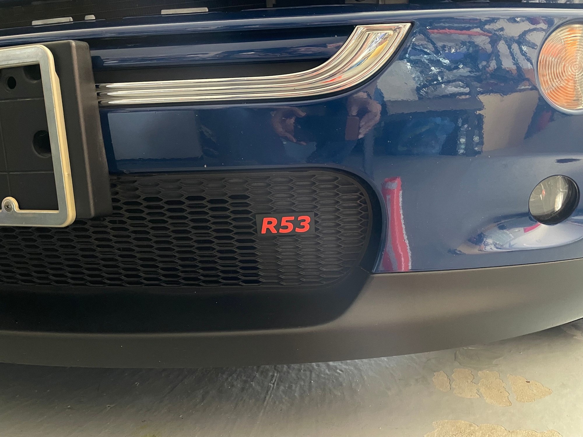 3D printed R53 badge