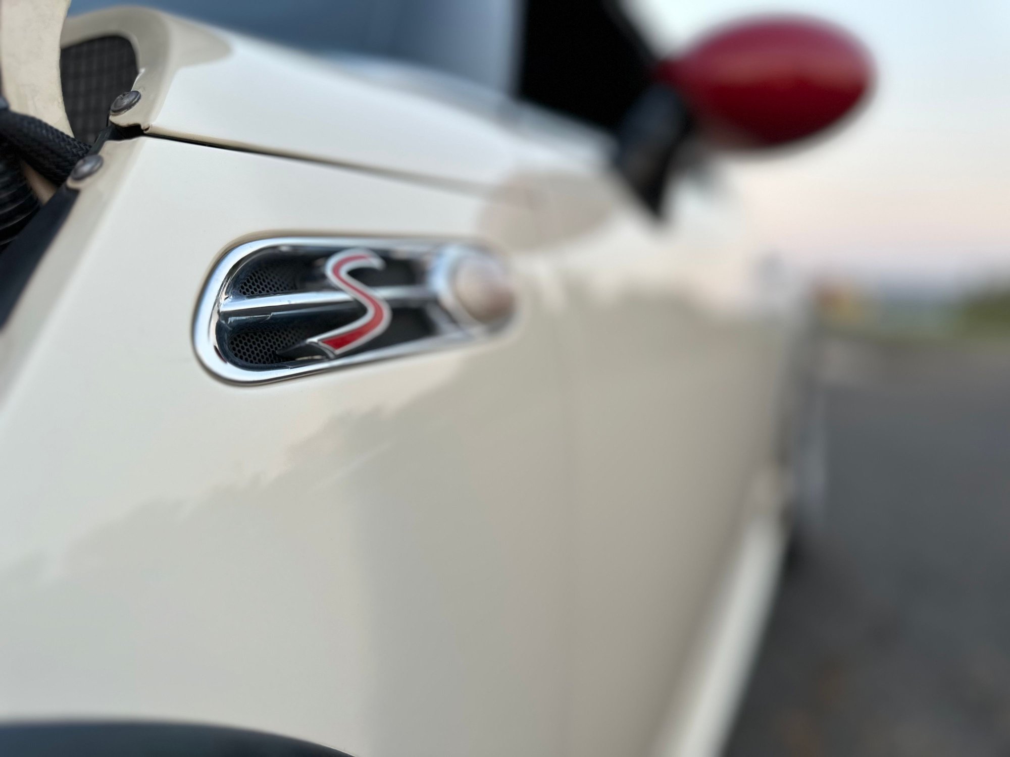 2006 Mini R53: "Mk I" Mini Cooper S - 2006 Mini Cooper Factory JCW - Used - VIN WMWRE33506TL20926 - 106,000 Miles - 4 cyl - 2WD - Manual - Coupe - White - Idaho Falls, ID 83402, United States