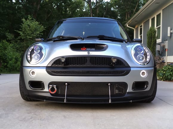Happy Memorial Day!  Updated LED turn signal/DRL and black wrap on bumper to visually unify upper lower grill...