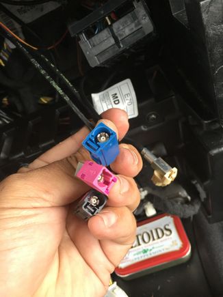 GPS, Satellite and radio antenna connectors to the back of the radio