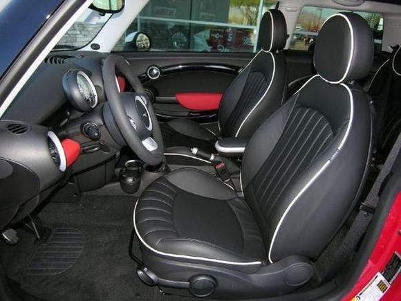 08 Cooper S interior