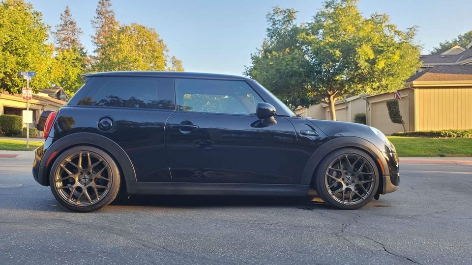 2015 Mini F56: Mini Hatch/Hardtop - 2015 F56 Mini Cooper S - Used - VIN WMWXP7C5XF2A35636 - 26,000 Miles - 4 cyl - 2WD - Automatic - Hatchback - Black - Morgan Hill, CA 95037, United States