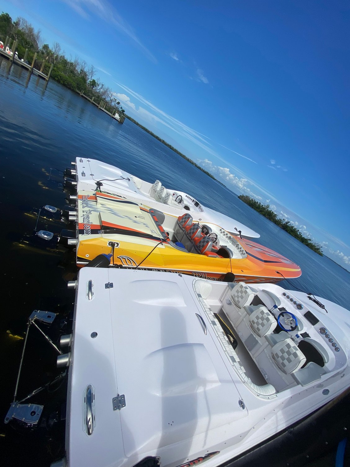 Who thinks these are 23 foot waves?