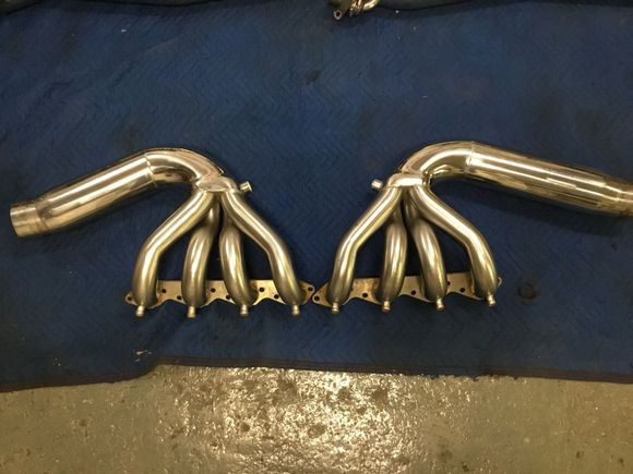 Cmi bravo style . Need repair . $600 for the pair.plus ride.
