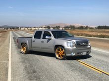 tinted windows,denali hd grill and got some 24 billets