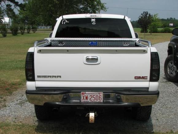 black LED taillights, painted tailgate handle trim, 2010 style tailgate cap, low profile agri-supply toolbox