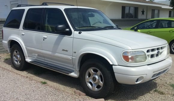 2001 explorer limited will be donating its V8 along with the power options and on board computer to my 2000 Ranger Trailhead