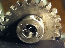 Novak M1 pinions: seems grub screw holes are not tapped very well