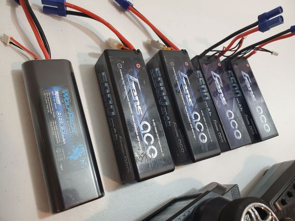 Lipos - all have EC5s - 3S packs have about 15 cycles, 2S more like 5-8, Reedy has like 3 cycles