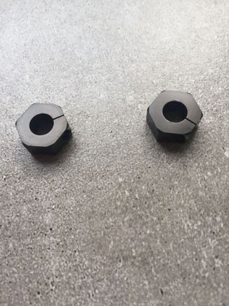 Tekno +1mm hex’s . Used still vgc 

Yes they still tighten up . 
