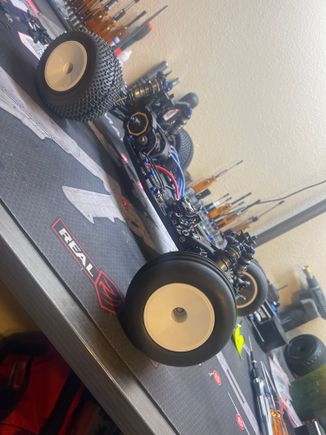Mono wheels 