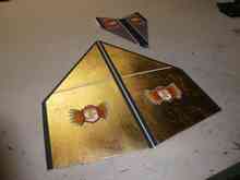 To make it stand out on sunny days.