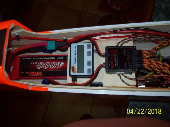 The 2S, 6.6V LiOn packs sit on top of the Turbine's LiPo pack.