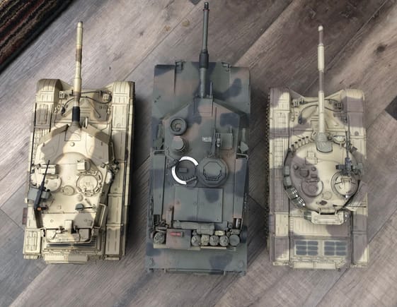 Modernized T72, Abrams and basic T72.