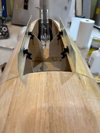 Clamshell nose gear doors done