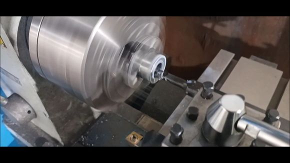 du bushing hole machining