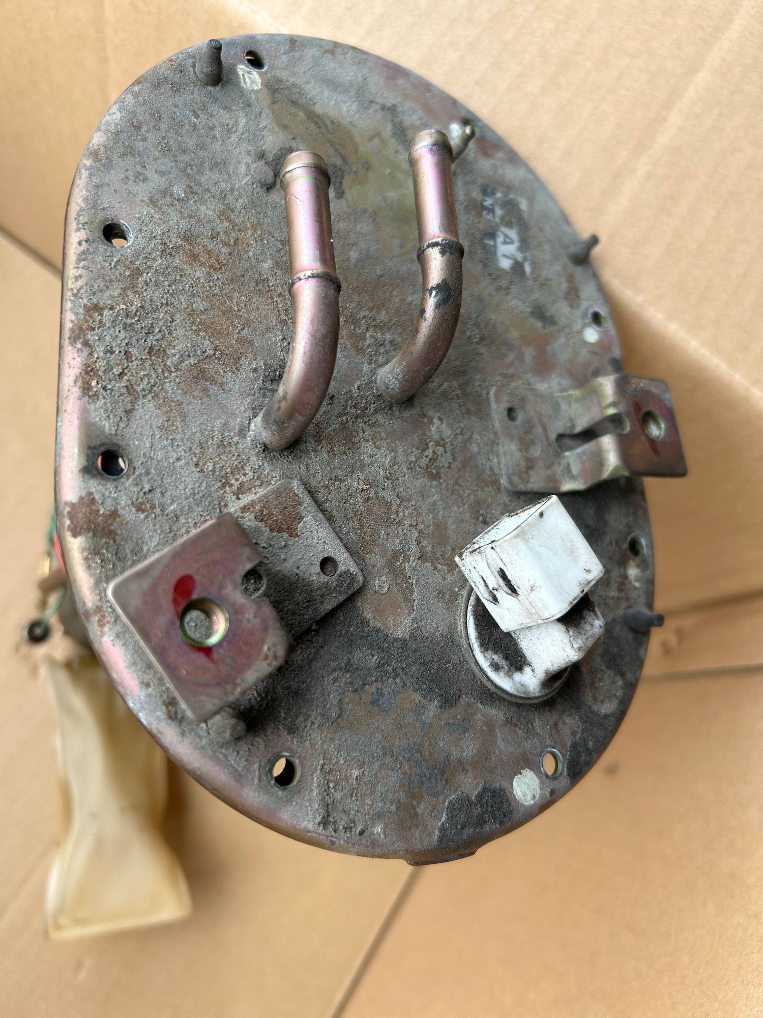 Engine - Intake/Fuel - FD Fuel Pump Hanger Complete w/ Level Sensor - Used - 1992 to 2002 Mazda RX-7 - London HA27DY, United Kingdom